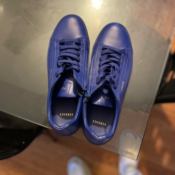 Size 46 or size 11 Versace low top shoes only worn once in my birthday